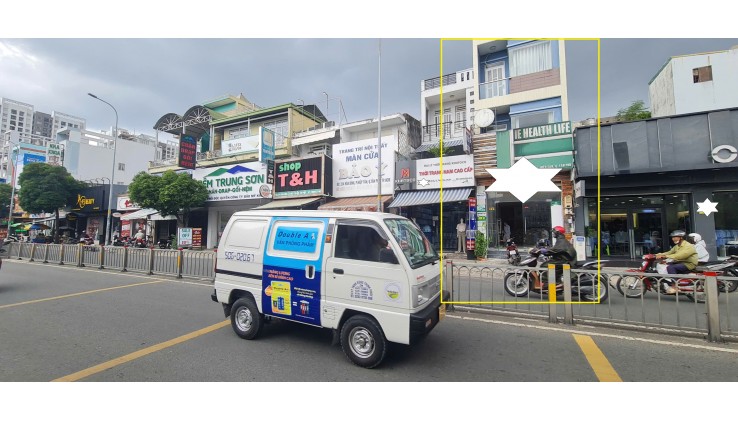 HIẾM-Cho thuê nhà mặt tiền Hòa Bình 72m2, 3Lầu+ST-SÁT CHỢ